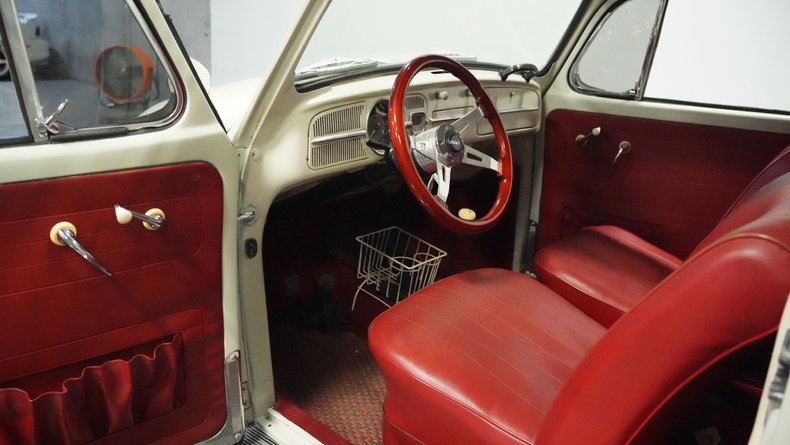 Unknown-Beetle-1966-White-Sand-Burgundy-9
