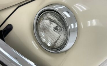 Unknown-Beetle-1968-Ivory-Black-16
