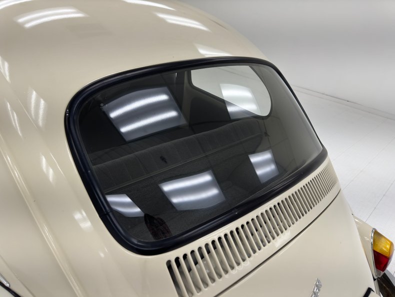 Unknown-Beetle-1968-Ivory-Black-23