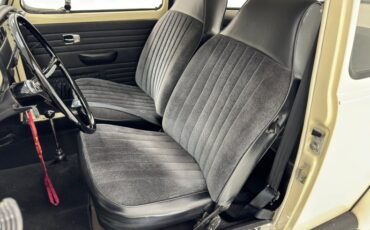 Unknown-Beetle-1968-Ivory-Black-36