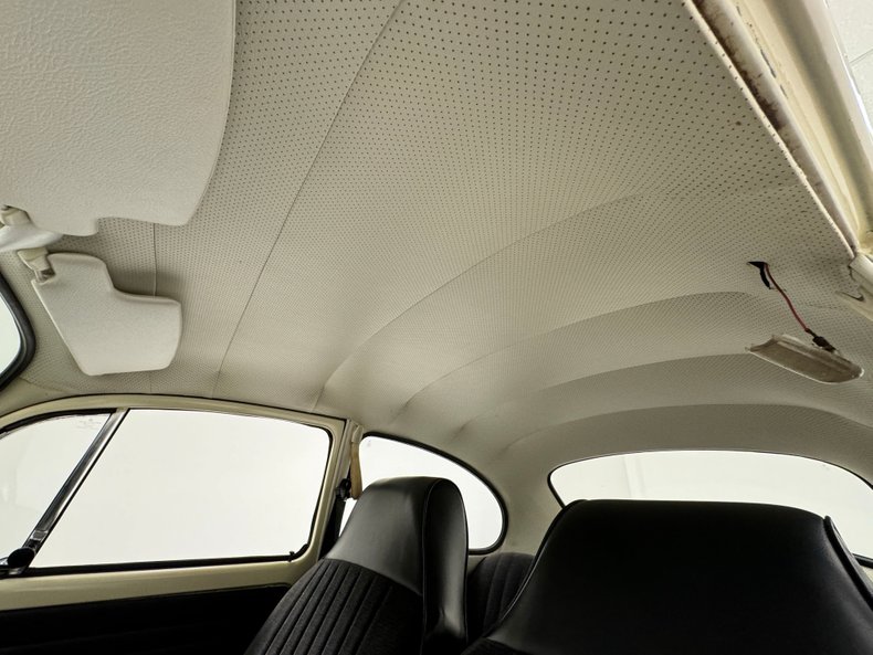 Unknown-Beetle-1968-Ivory-Black-7