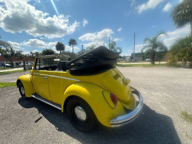 Unknown-Beetle-1968-Yellow-10
