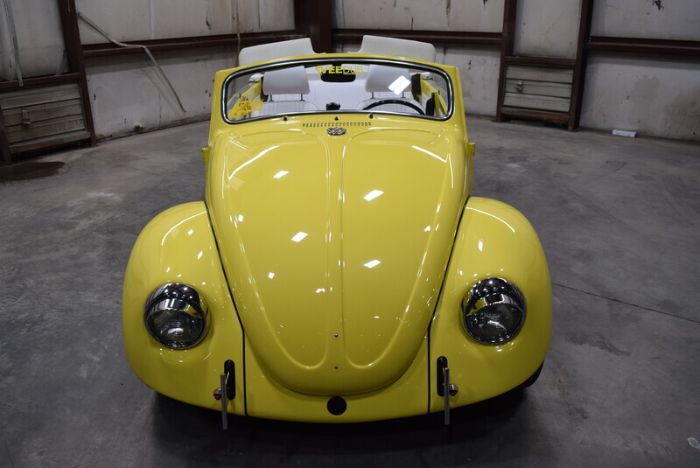 Unknown-Beetle-1969-Yellow-White-19