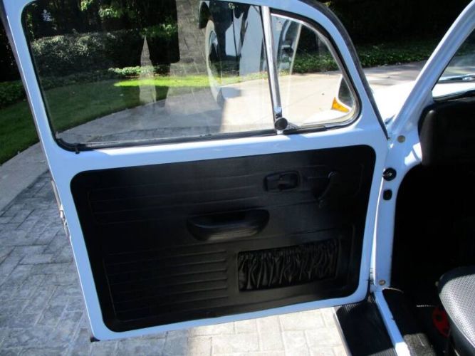 Unknown-Beetle-1970-Marina-Blue-Black-24