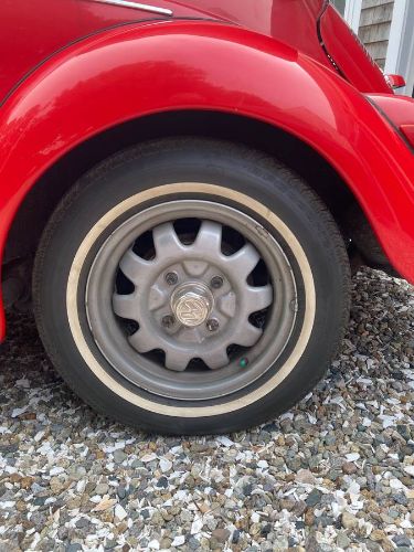 Unknown-Beetle-1970-Red