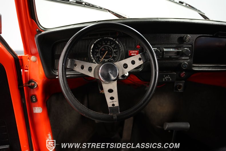 Unknown-Beetle-1974-Orange-Black-41