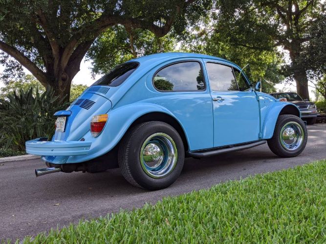 Unknown-Beetle-1975-Sky-Blue-Black-10