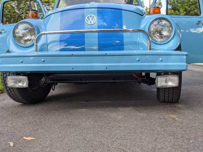 Unknown-Beetle-1975-Sky-Blue-Black-11