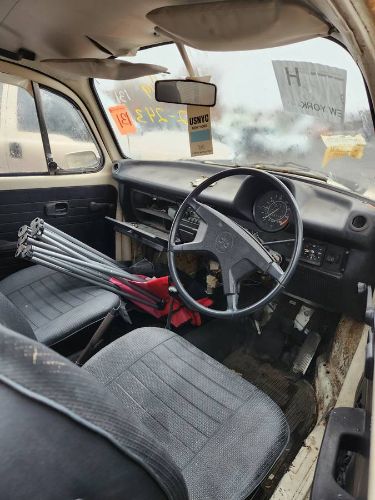 Unknown-Beetle-1975-White-3