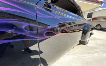 Unknown-Bel-air-1950-Black-w-Flames-Cream-17