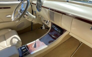 Unknown-Bel-air-1950-Black-w-Flames-Cream-6