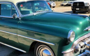 Unknown-Bel-air-1953-Green-8