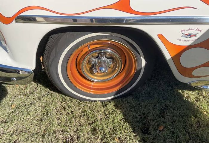 Unknown-Bel-air-1954-Custom-Orange-and-White-22