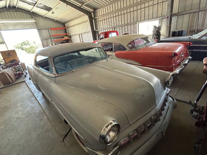 Unknown-Bel-air-1954-Gray-21