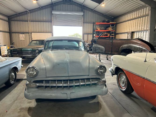 Unknown-Bel-air-1954-Gray-5