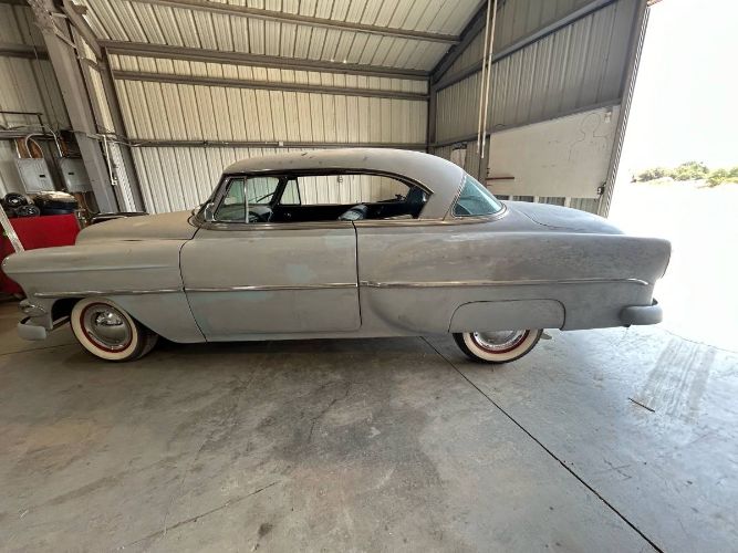 Unknown-Bel-air-1954-Gray