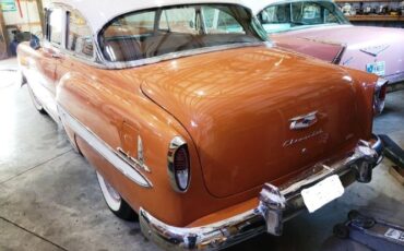 Unknown-Bel-air-1954-Orange-Beige