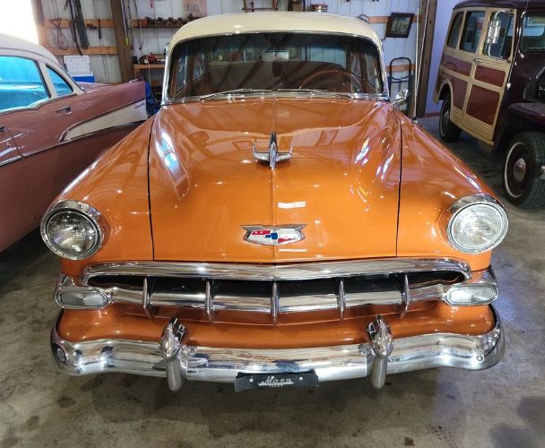 Unknown-Bel-air-1954-Orange-Beige-4