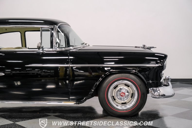 Unknown-Bel-air-1955-Black-White-27