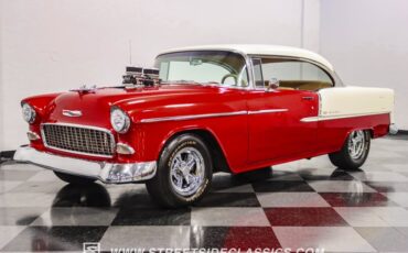 Unknown-Bel-air-1955-Candy-Apple-Red-Meta-Tan-4
