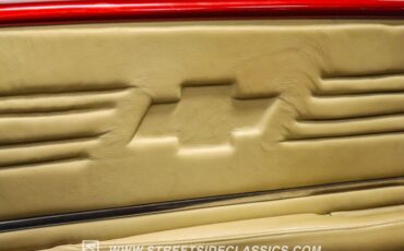 Unknown-Bel-air-1955-Candy-Apple-Red-Meta-Tan-41