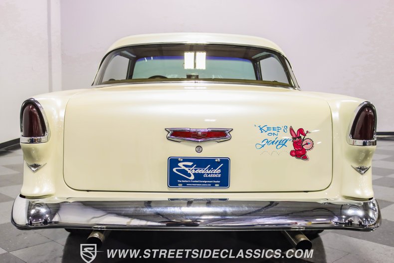 Unknown-Bel-air-1955-Candy-Apple-Red-Meta-Tan-9