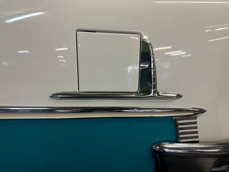 Unknown-Bel-air-1955-Turquoise-White-Turquoise-White-19