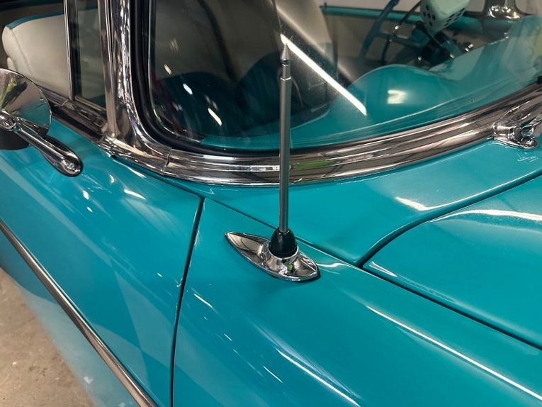 Unknown-Bel-air-1955-Turquoise-White-Turquoise-White-27