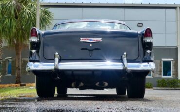 Unknown-Bel-air-1955-Tuxedo-Black-Red-28