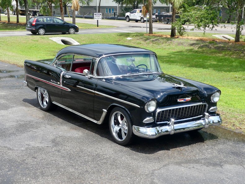 Unknown-Bel-air-1955-Tuxedo-Black-Red-35