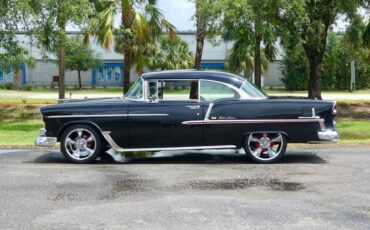 Unknown-Bel-air-1955-Tuxedo-Black-Red-8