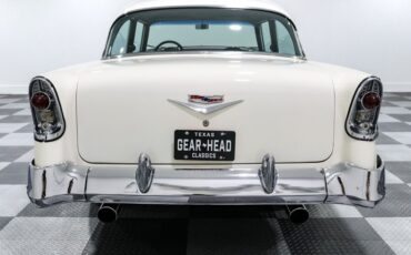 Unknown-Bel-air-1956-Red-White-Red-5