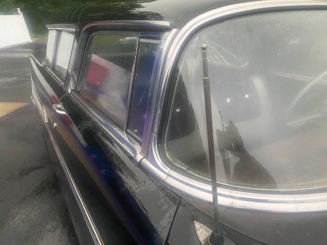 Unknown-Bel-air-1957-10