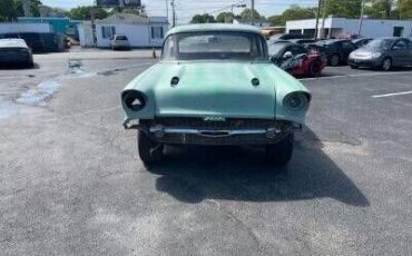 Unknown-Bel-air-1957-10