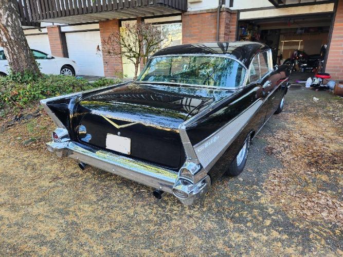 Unknown-Bel-air-1957-Black-Black-2
