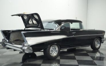 Unknown-Bel-air-1957-Black-Black-24