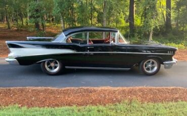 Unknown-Bel-air-1957-Black-BlackRed-20