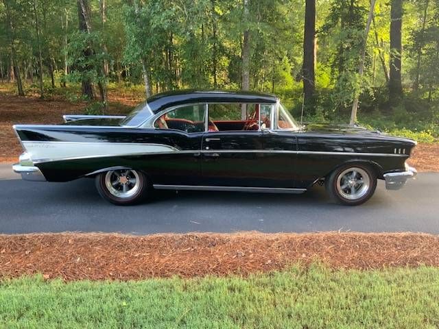 Unknown-Bel-air-1957-Black-BlackRed-20