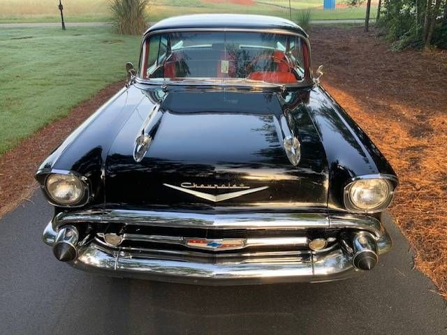 Unknown-Bel-air-1957-Black-BlackRed-21