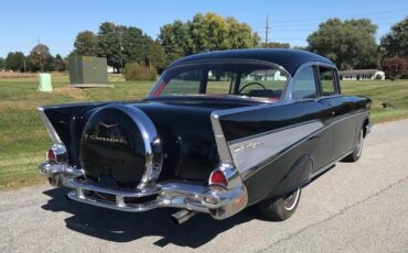 Unknown-Bel-air-1957-Black-Burgundy-10