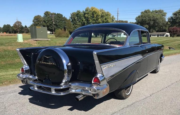 Unknown-Bel-air-1957-Black-Burgundy-10