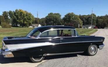 Unknown-Bel-air-1957-Black-Burgundy-3