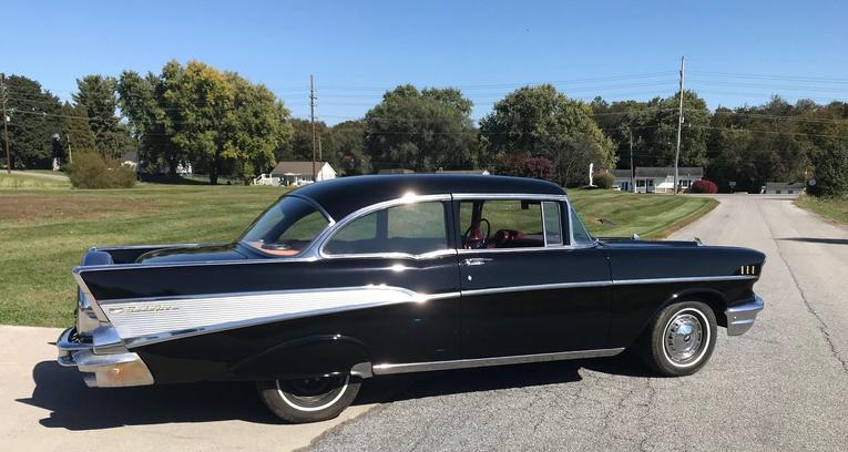 Unknown-Bel-air-1957-Black-Burgundy-3