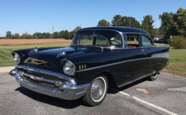 Unknown-Bel-air-1957-Black-Burgundy-4