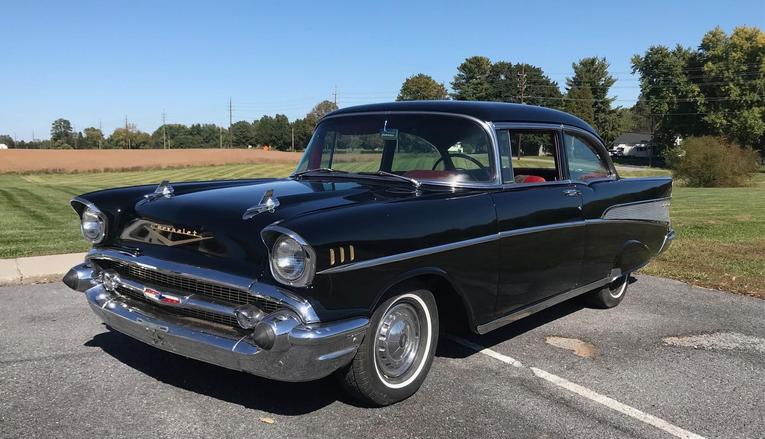 Unknown-Bel-air-1957-Black-Burgundy-4