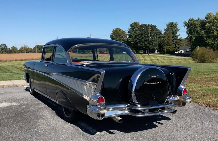 Unknown-Bel-air-1957-Black-Burgundy-6