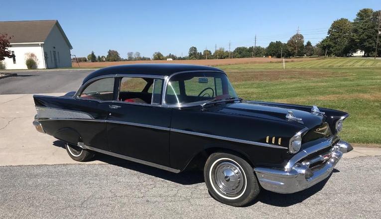 Unknown-Bel-air-1957-Black-Burgundy-9