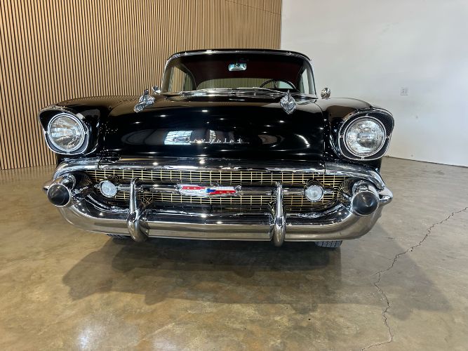 Unknown-Bel-air-1957-Black-Red-4