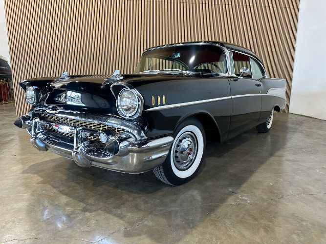Unknown-Bel-air-1957-Black-Red-6