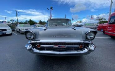 Unknown-Bel-air-1957-BlackSilver-10